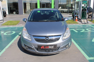 Opel Corsa 1.3 CDTİ ENJOY 2008 Model Düz Vites