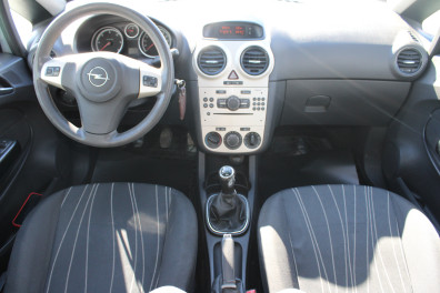 Opel Corsa 1.3 CDTİ ENJOY 2008 Model Düz Vites