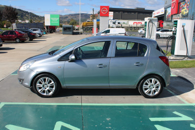 Opel Corsa 1.3 CDTİ ENJOY 2008 Model Düz Vites