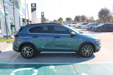 Fiat Egea CROSS 1.5 T4 HİBRİT URBAN 2024 Model Otomatik Vites