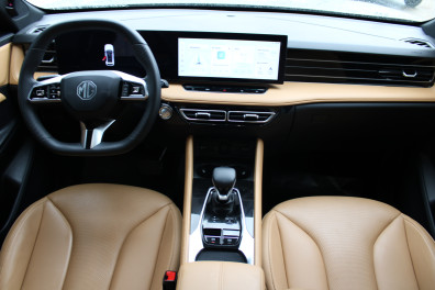 MG HS 1.5 PHEV LUXURY 2024 Model Otomatik Vites