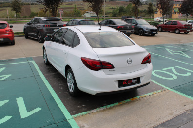Opel Astra 1.6 LPG EDİTİON PLUS 2017 Model Düz Vites