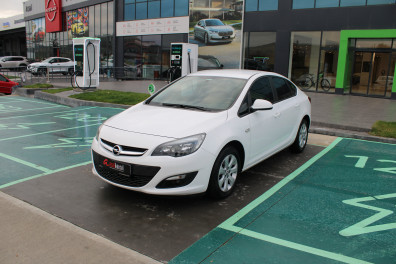 Opel Astra 1.6 LPG EDİTİON PLUS 2017 Model Düz Vites