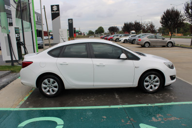 Opel Astra 1.6 LPG EDİTİON PLUS 2017 Model Düz Vites