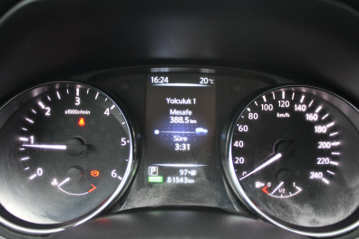 Nissan Qashqai 1.6 DCİ SKYPACK 2015 Model Otomatik Vites
