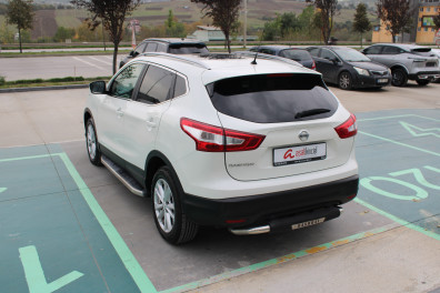 Nissan Qashqai 1.6 DCİ SKYPACK 2015 Model Otomatik Vites