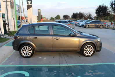 Opel Astra 1.3CDTİ ESSENTİA 2011 Model Otomatik Vites