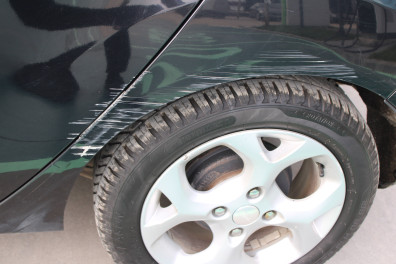 Ford  Fiesta 1.4 TİTANİUM  2011 Model Düz Vites