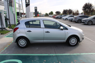 Opel Corsa 1.3 CDTİ ESSENTİA 2010 Model Düz Vites