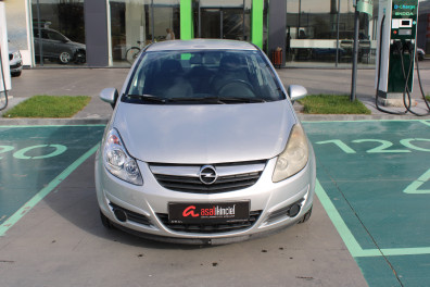 Opel Corsa 1.3 CDTİ ESSENTİA 2010 Model Düz Vites