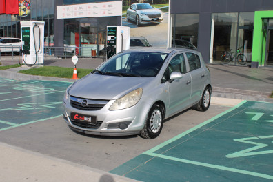Opel Corsa 1.3 CDTİ ESSENTİA 2010 Model Düz Vites