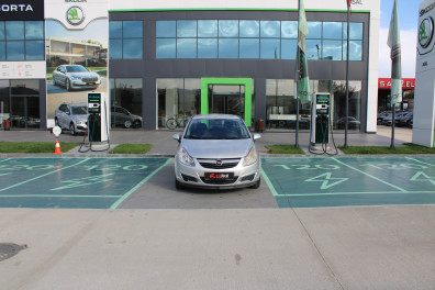 Opel Corsa 1.3 CDTİ ESSENTİA 2010 Model Düz Vites