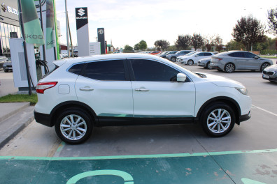 Nissan Qashqai 1.2 DIG-T TEKNA 2014 Model Düz Vites
