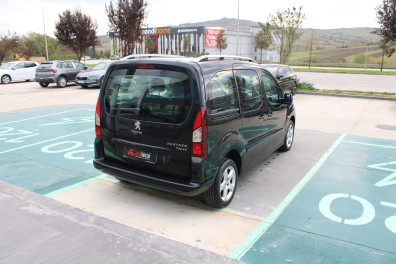 Peugeot Partner TEPEE 1.6 HDİ ACTİVE 2012 Model Düz Vites