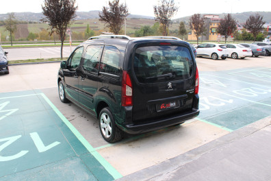 Peugeot Partner TEPEE 1.6 HDİ ACTİVE 2012 Model Düz Vites