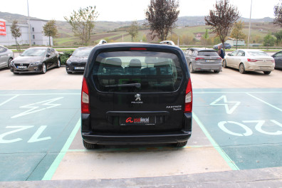 Peugeot Partner TEPEE 1.6 HDİ ACTİVE 2012 Model Düz Vites