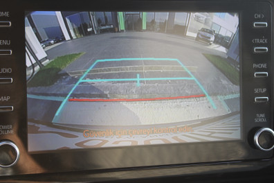 Toyota Corolla 1.8 HYBRİD FLAME X-PACK 2019 Model Otomatik Vites