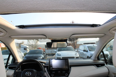 Toyota Corolla 1.8 HYBRİD FLAME X-PACK 2019 Model Otomatik Vites