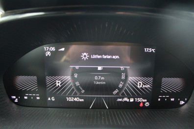 Skoda Fabia 1.0 TSİ PREMİUM 2025 Model Otomatik Vites