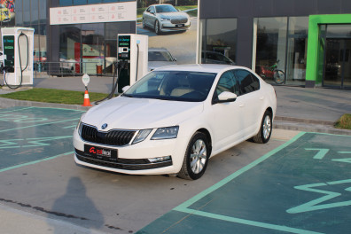 Skoda Octavia 1.0 TSİ STYLE  2017 Model Otomatik Vites