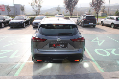 Nissan Qashqai 1.3 DIG-T SKYPACK 2022 Model Otomatik Vites