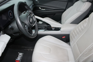 Hyundai Elantra 1.6 ELİT SUNROO 2024 Model Otomatik Vites