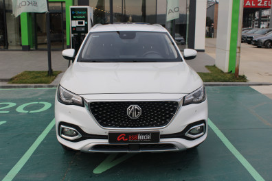 MG HS 1.5 T-GDİ COMFORT 2023 Model Otomatik Vites