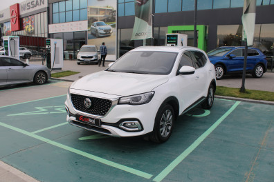 MG HS 1.5 T-GDİ COMFORT 2023 Model Otomatik Vites
