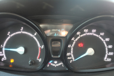 Ford  Tourneo COURİER 1.5TDCİ TREND  2020 Model Düz Vites