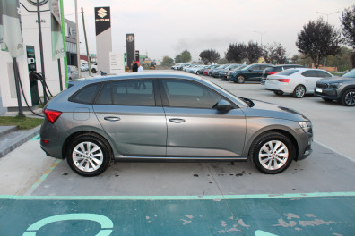 Skoda Scala 1.0 TSİ PREMİUM  2023 Model Otomatik Vites