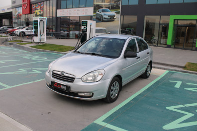 Hyundai Accent Era 1.5CRDİ-VGT TEAM 2009 Model Düz Vites