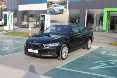 Skoda Superb 1.5 MHEV PRESTİGE  2025 Model Otomatik Vites
