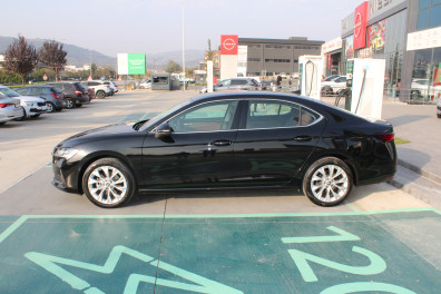 Skoda Superb 1.5 MHEV PRESTİGE  2025 Model Otomatik Vites