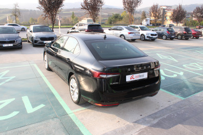 Skoda Superb 1.5 MHEV PRESTİGE  2025 Model Otomatik Vites