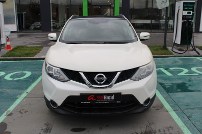 Nissan Qashqai 1.6DCİ SKYPACK 2015 Model Otomatik Vites