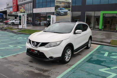 Nissan Qashqai 1.6DCİ SKYPACK 2015 Model Otomatik Vites