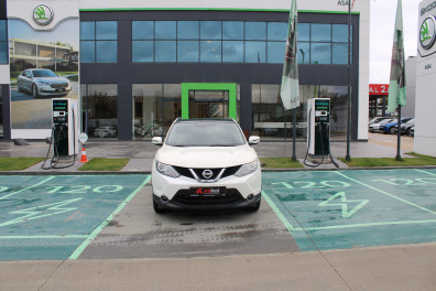 Nissan Qashqai 1.6DCİ SKYPACK 2015 Model Otomatik Vites