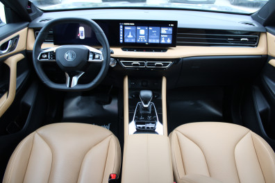 MG HS 1.5 T-GDİ LUXURY 2024 Model Otomatik Vites