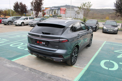 MG HS 1.5 T-GDİ LUXURY 2024 Model Otomatik Vites