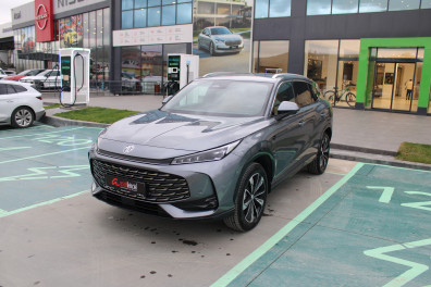 MG HS 1.5 T-GDİ LUXURY 2024 Model Otomatik Vites