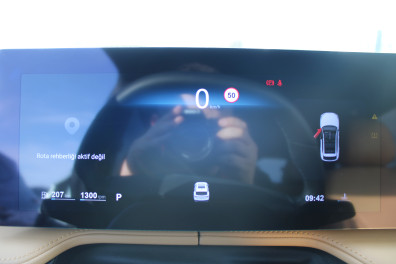 MG HS 1.5 T-GDİ LUXURY 2024 Model Otomatik Vites