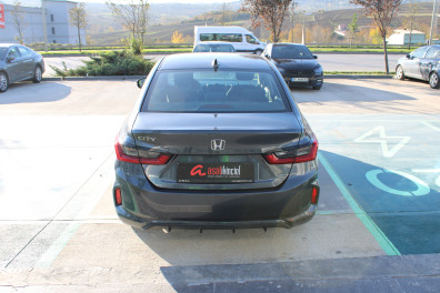 Honda City  1.5İ-VTEC EXECUTİVE 2024 Model Otomatik Vites