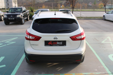 Nissan Qashqai 1.6DCİ SKYPACK 2016 Model Otomatik Vites