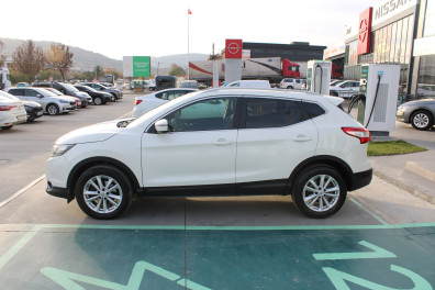 Nissan Qashqai 1.6DCİ SKYPACK 2016 Model Otomatik Vites
