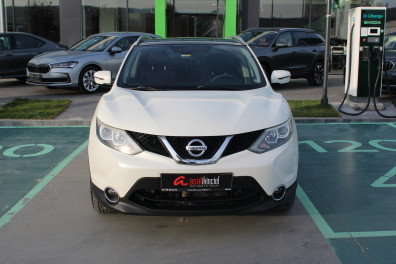 Nissan Qashqai 1.6DCİ SKYPACK 2016 Model Otomatik Vites