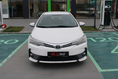 Toyota Corolla 1.4 D-4D TOUCH 2016 Model Otomatik Vites