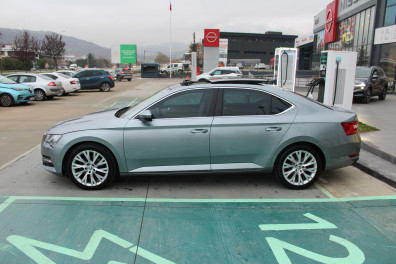 Skoda Superb 1.5TSİ PRESTİGE 2020 Model Otomatik Vites