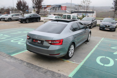 Skoda Superb 1.5TSİ PRESTİGE 2020 Model Otomatik Vites