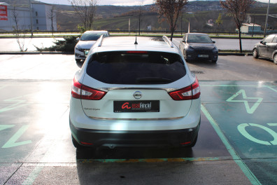 Nissan Qashqai 1.5DCİ SKYPACK  2016 Model Düz Vites