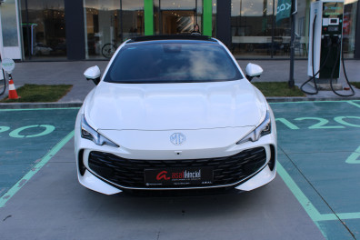 MG MG7 1.5 EXCELLENCE RED EDİTİON 2025 Model Otomatik Vites